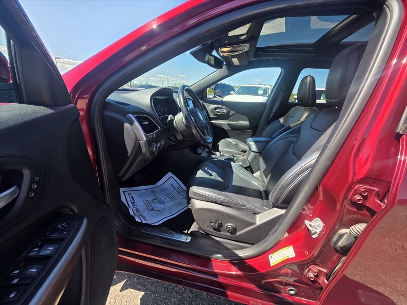 2019 Jeep Cherokee Limited - Photo 11 - Brainerd, MN 56401