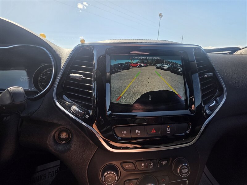 2019 Jeep Cherokee Limited - Photo 14 - Brainerd, MN 56401