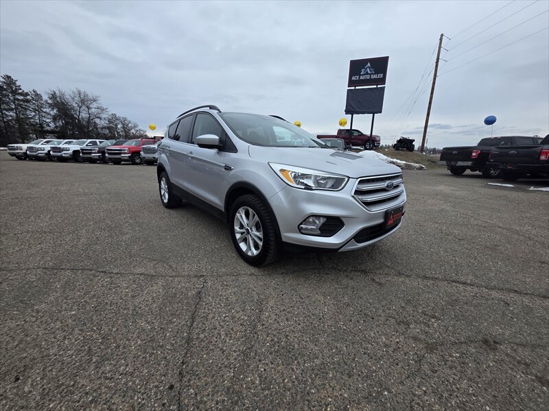 2018 Ford Escape SE - Photo 2 - Brainerd, MN 56401