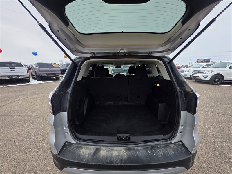 2018 Ford Escape SE - Photo 14 - Brainerd, MN 56401