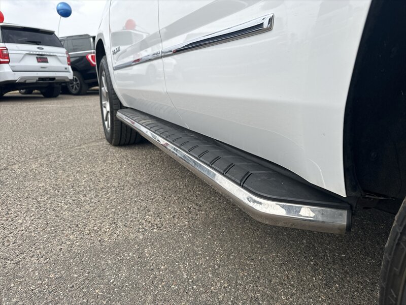 2019 GMC Yukon Denali - Photo 8 - Brainerd, MN 56401