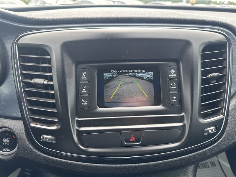 2016 Chrysler 200 Series S - Photo 16 - Brainerd, MN 56401