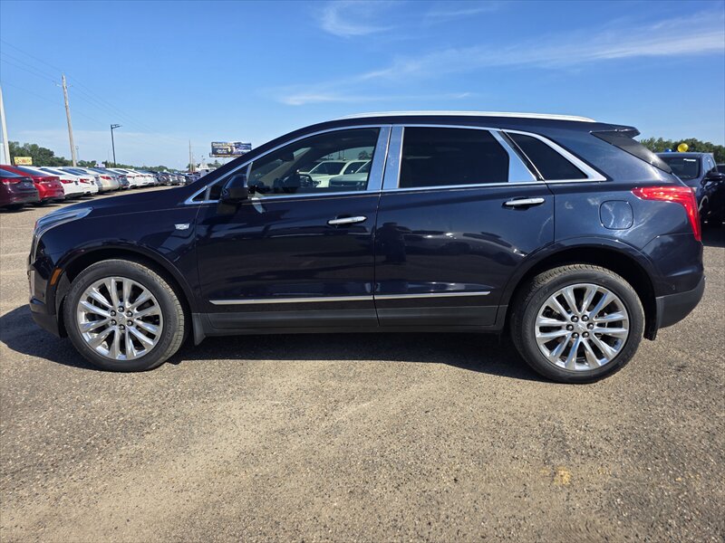 2017 Cadillac XT5 Platinum - Photo 6 - Brainerd, MN 56401