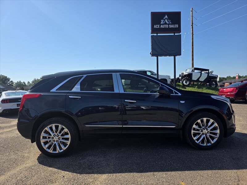 2017 Cadillac XT5 Platinum - Photo 5 - Brainerd, MN 56401