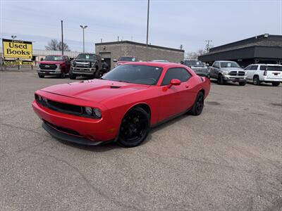 2014 Dodge Challenger SXT Coupe