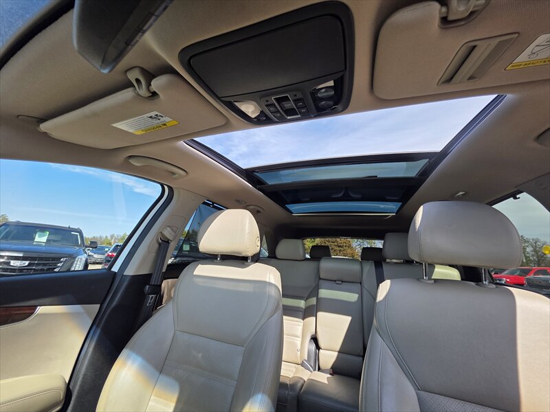 2018 Kia Sorento EX V6 - Photo 14 - Brainerd, MN 56401