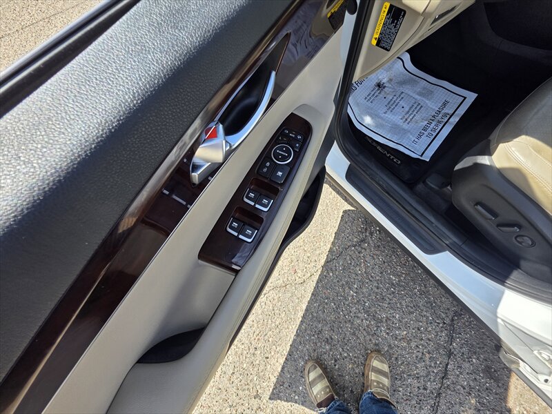 2018 Kia Sorento EX V6 - Photo 10 - Brainerd, MN 56401