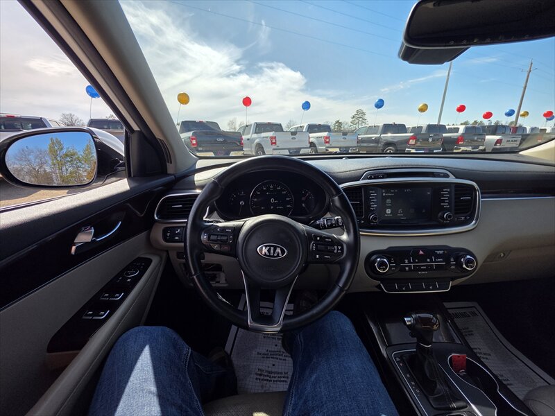 2018 Kia Sorento EX V6 - Photo 11 - Brainerd, MN 56401