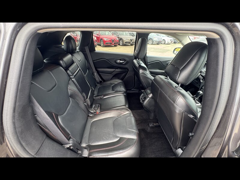 2015 Jeep Cherokee Trailhawk - Photo 15 - Brainerd, MN 56401