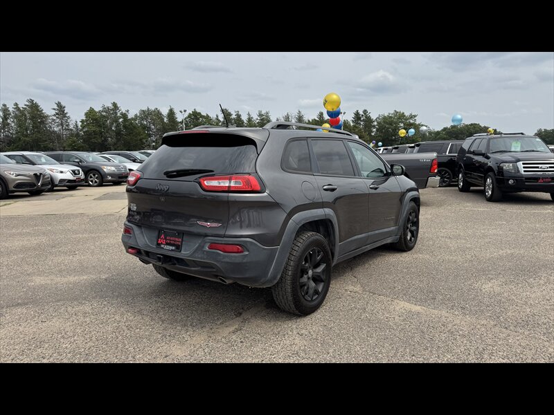 2015 Jeep Cherokee Trailhawk - Photo 5 - Brainerd, MN 56401