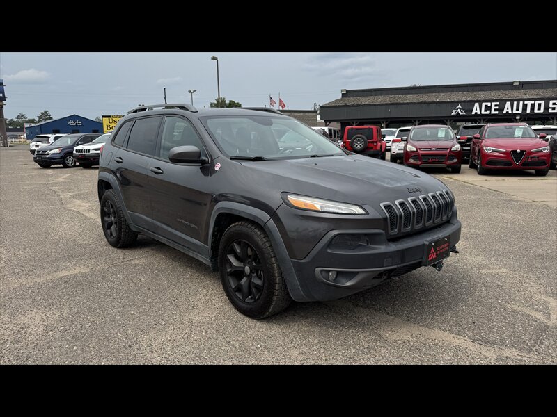 2015 Jeep Cherokee Trailhawk - Photo 3 - Brainerd, MN 56401