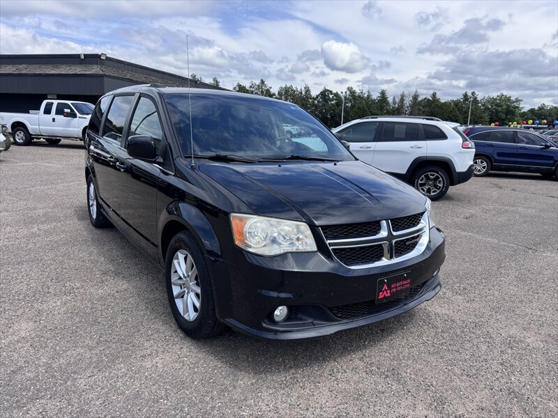 2019 Dodge Grand Caravan SXT - Photo 2 - Brainerd, MN 56401
