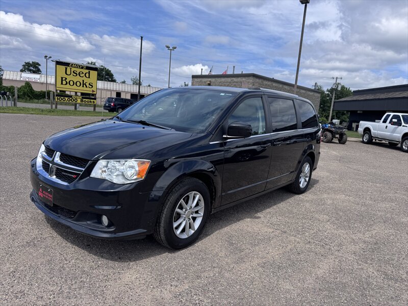 2019 Dodge Grand Caravan SXT   - Photo 1 - Brainerd, MN 56401