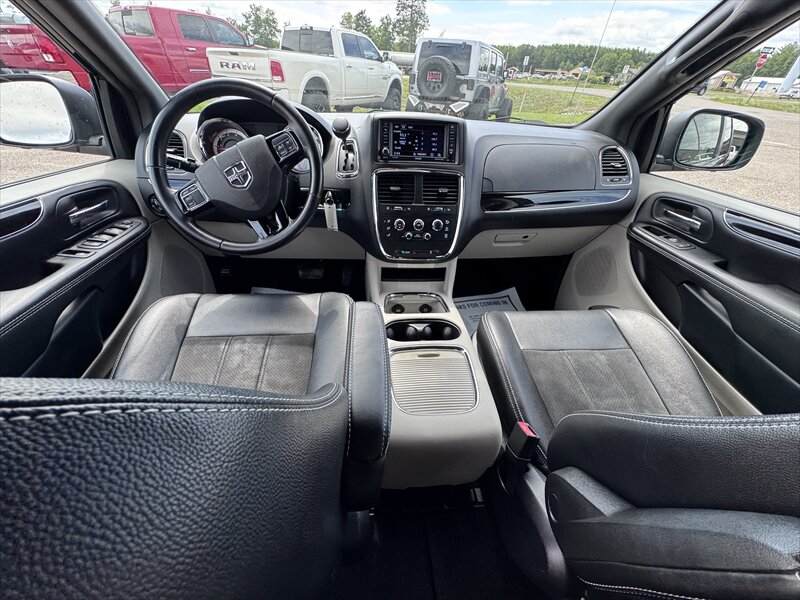 2019 Dodge Grand Caravan SXT - Photo 14 - Brainerd, MN 56401