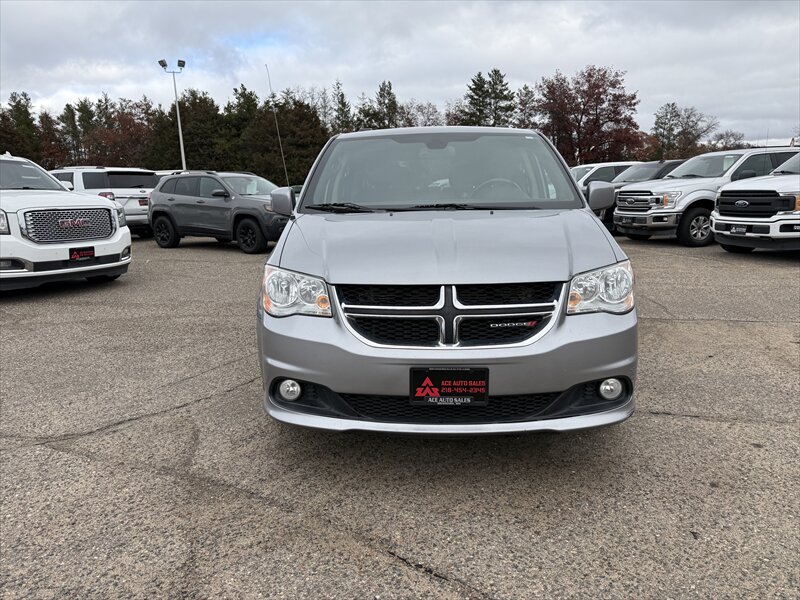2020 Dodge Grand Caravan SXT - Photo 3 - Brainerd, MN 56401