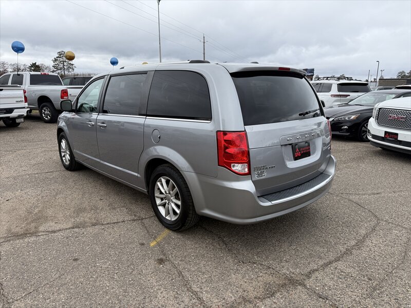 2020 Dodge Grand Caravan SXT - Photo 5 - Brainerd, MN 56401