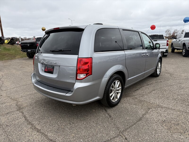 2020 Dodge Grand Caravan SXT - Photo 6 - Brainerd, MN 56401