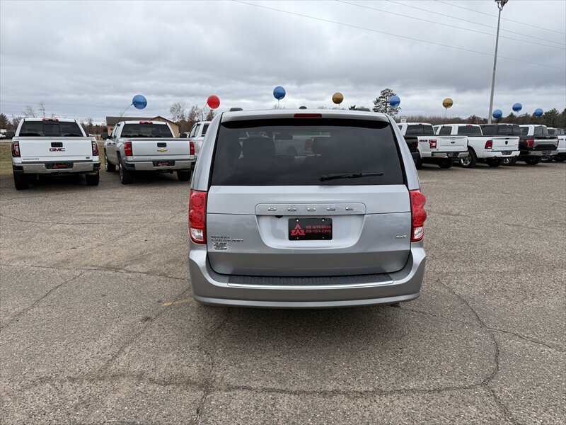 2020 Dodge Grand Caravan SXT - Photo 9 - Brainerd, MN 56401