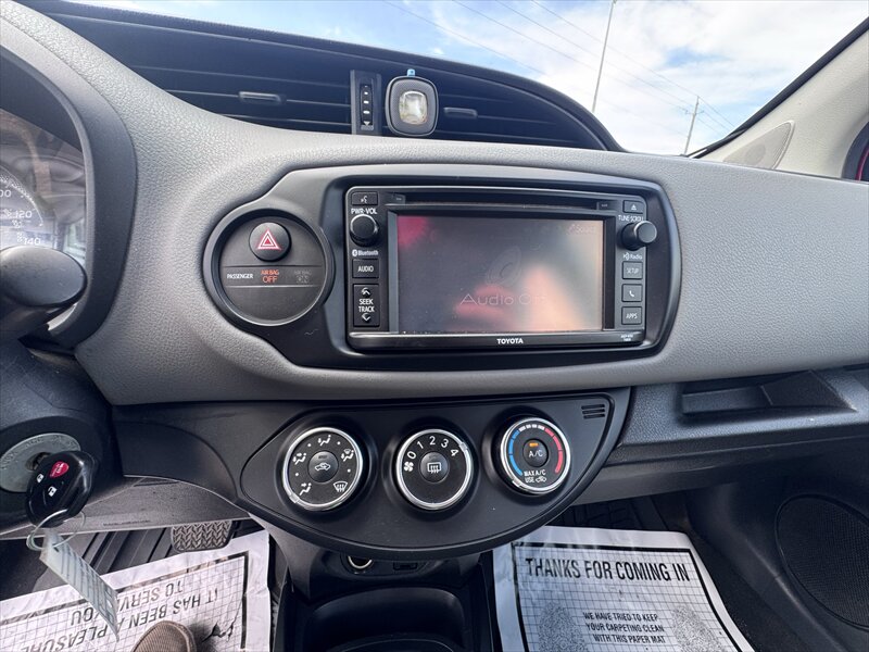 2015 Toyota Yaris L 2dr Hatchback