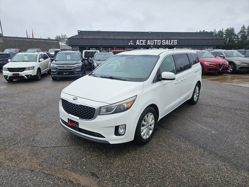 2017 Kia Sedona EX   - Photo 1 - Brainerd, MN 56401