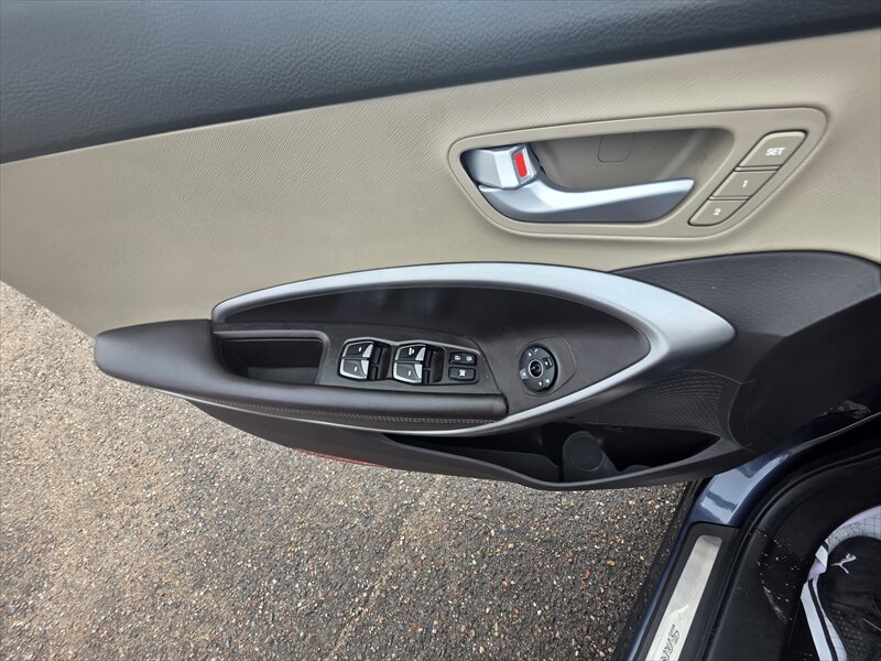 2014 Hyundai Santa Fe Sport - Photo 15 - Brainerd, MN 56401