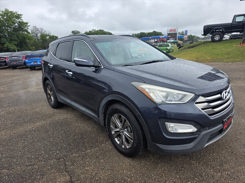 2014 Hyundai Santa Fe Sport - Photo 2 - Brainerd, MN 56401