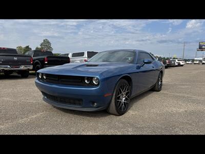 2020 Dodge Challenger SXT Coupe