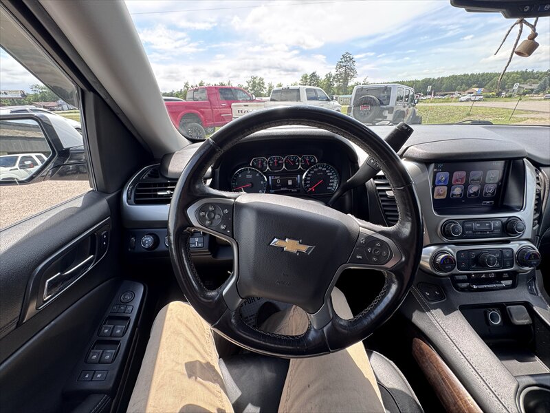 2018 Chevrolet Tahoe LT - Photo 13 - Brainerd, MN 56401