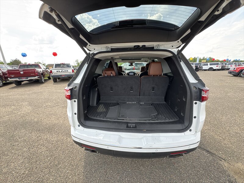 2018 Chevrolet Traverse High Country - Photo 11 - Brainerd, MN 56401