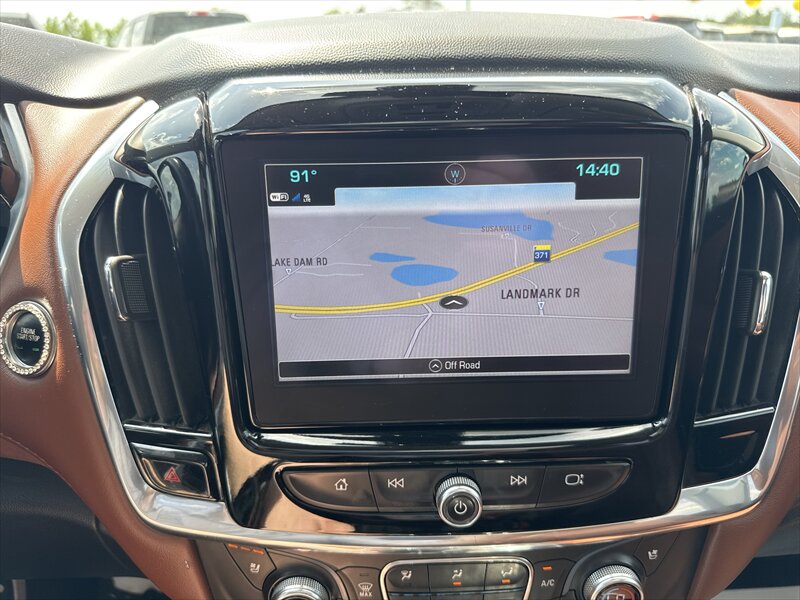 2018 Chevrolet Traverse High Country - Photo 17 - Brainerd, MN 56401