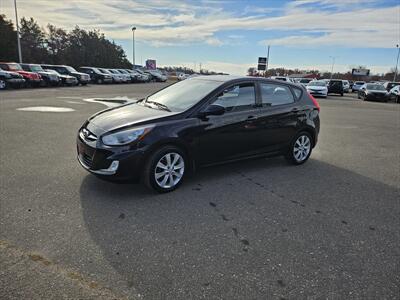 2012 Hyundai Accent SE Hatchback