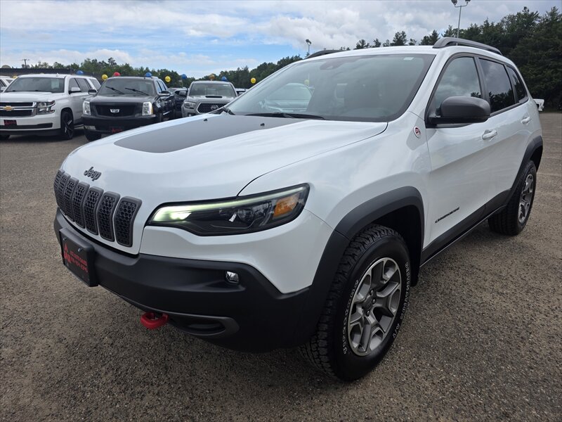 2021 Jeep Cherokee Trailhawk   - Photo 1 - Brainerd, MN 56401