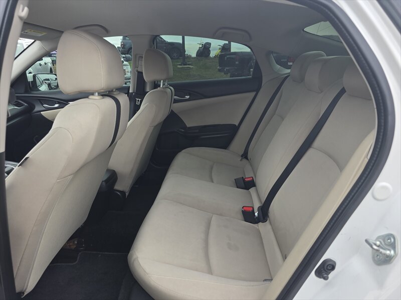 2016 Honda Civic LX   - Photo 12 - Brainerd, MN 56401