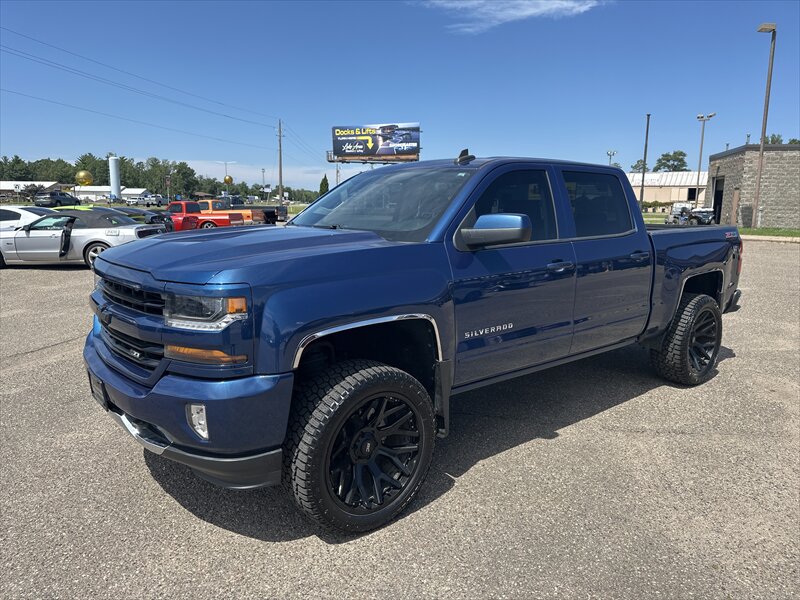 2017 Chevrolet Silverado 1500 LT - Photo 1 - Brainerd, MN 56401