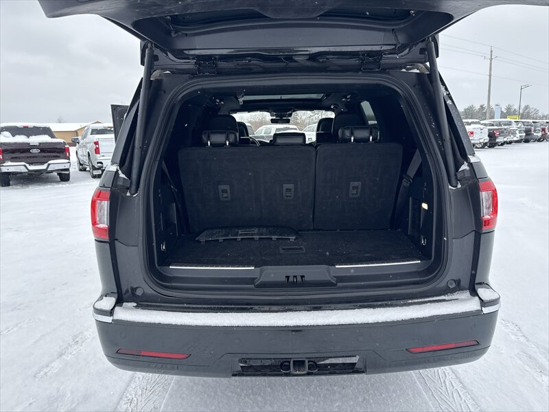 2018 Lincoln Navigator Reserve - Photo 7 - Brainerd, MN 56401