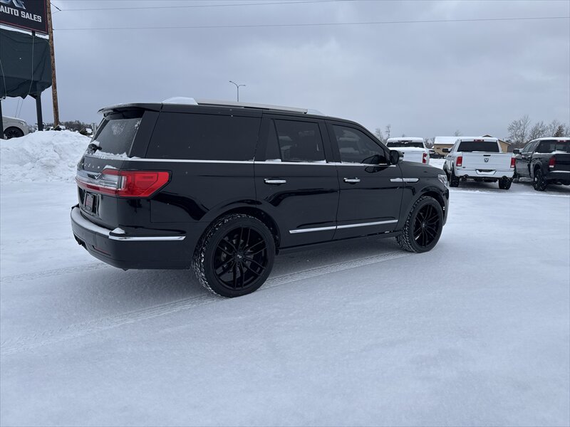 2018 Lincoln Navigator Reserve - Photo 3 - Brainerd, MN 56401