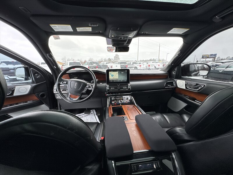 2018 Lincoln Navigator Reserve - Photo 9 - Brainerd, MN 56401