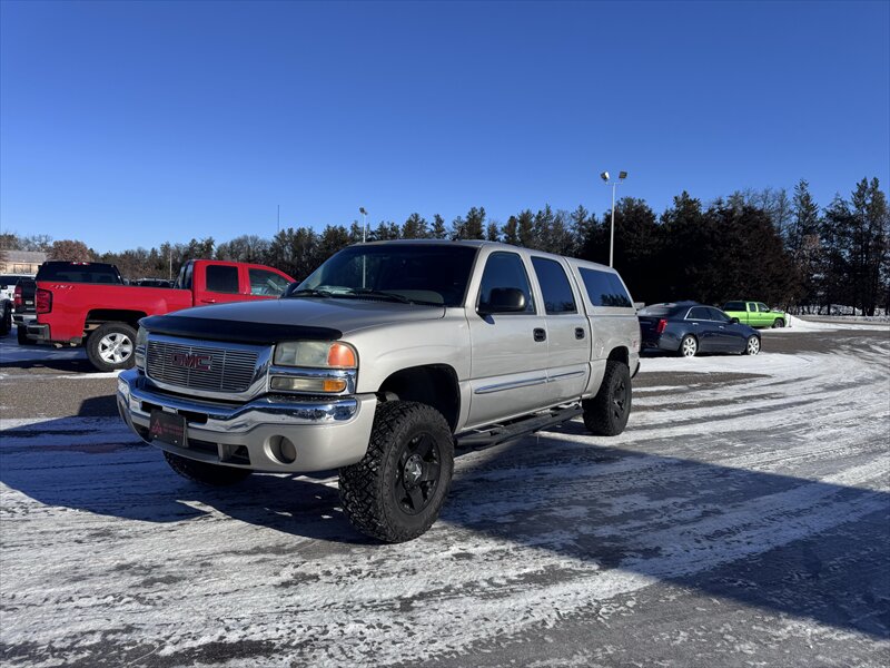 2004 GMC Sierra 1500 SLE   - Photo 1 - Brainerd, MN 56401