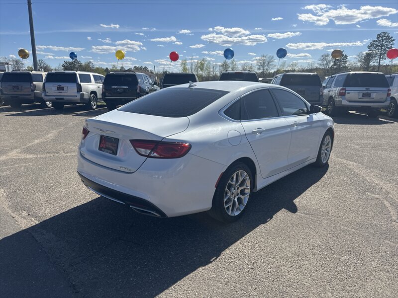2015 Chrysler 200 Series C - Photo 3 - Brainerd, MN 56401