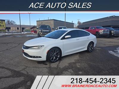 2015 Chrysler 200 Series S Sedan