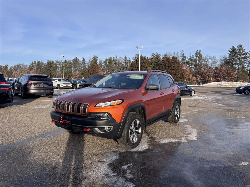 2014 Jeep Cherokee Trailhawk   - Photo 1 - Brainerd, MN 56401