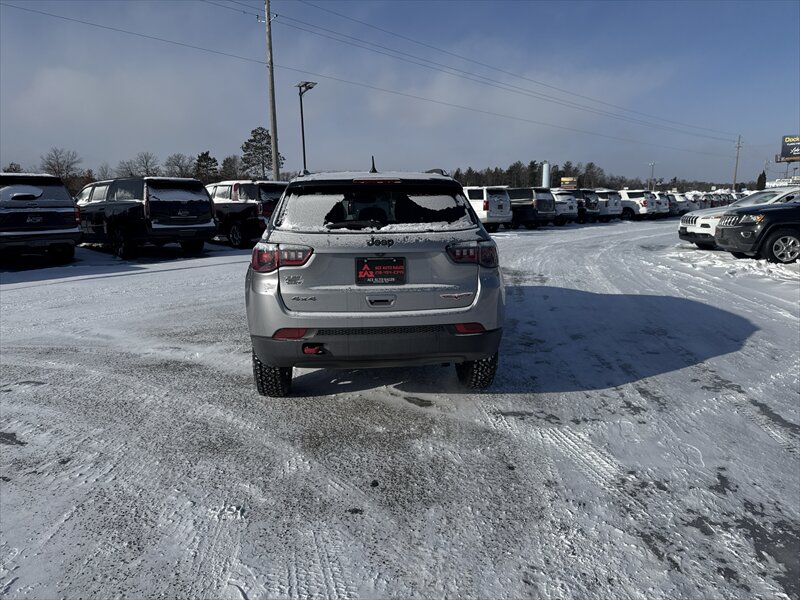 2020 Jeep Compass Trailhawk - Photo 8 - Brainerd, MN 56401