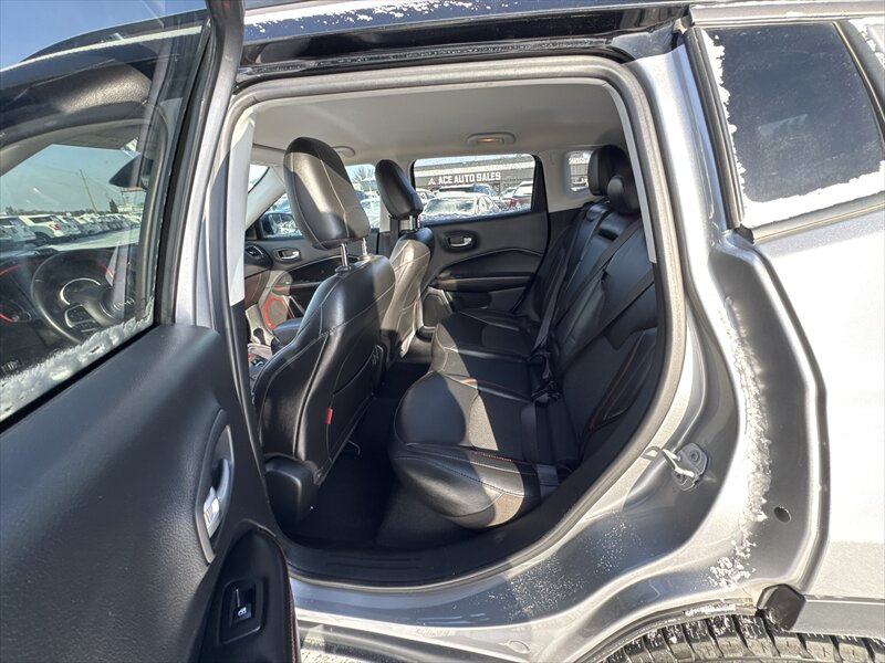 2020 Jeep Compass Trailhawk - Photo 15 - Brainerd, MN 56401