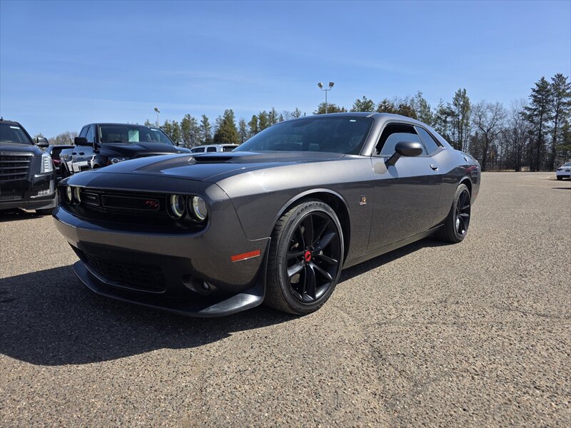 2017 Dodge Challenger R/T Scat Pack   - Photo 1 - Brainerd, MN 56401
