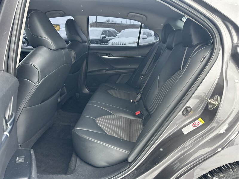 2019 Toyota Camry L - Photo 5 - Brainerd, MN 56401