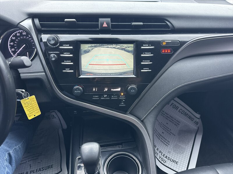 2019 Toyota Camry L - Photo 8 - Brainerd, MN 56401