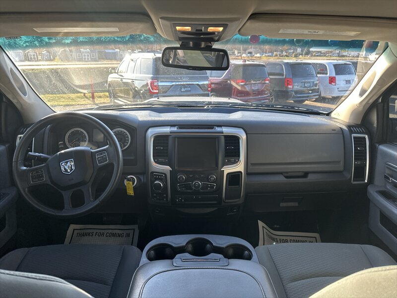 2014 RAM 1500 SLT - Photo 10 - Brainerd, MN 56401