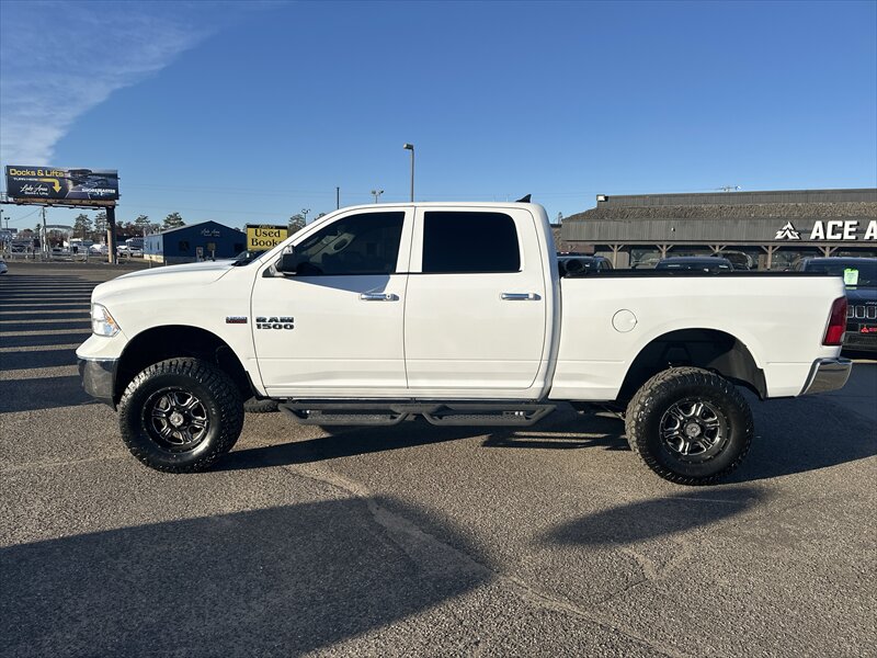 2014 RAM 1500 SLT - Photo 5 - Brainerd, MN 56401