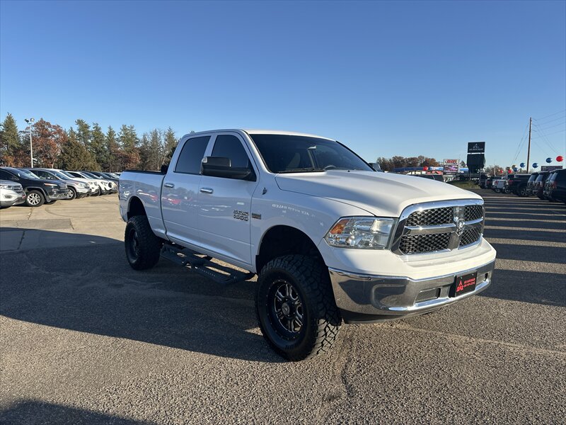2014 RAM 1500 SLT - Photo 2 - Brainerd, MN 56401
