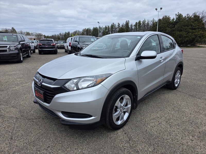 2016 Honda HR-V LX   - Photo 1 - Brainerd, MN 56401